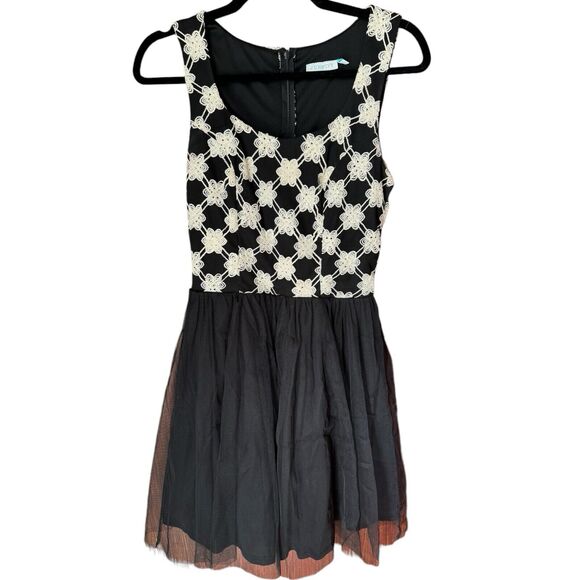 Jun & Ivy Dresses & Skirts - Jun & Ivy Black Tulle Fit & Flare Fairy Grunge Dark Romantic Dress Sz Medium USA